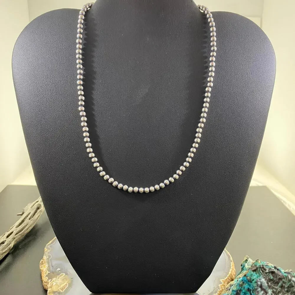 Sterling Silver Navajo Pearl Beads Necklace Length 18